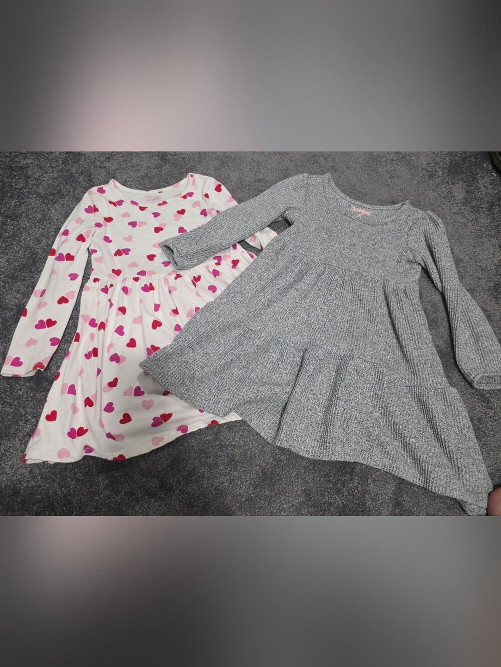 2 Pack Girls Long Sleeve Heart Print and Gray Knit Dress Set 5T